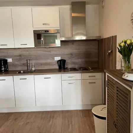 121 Holiday home *